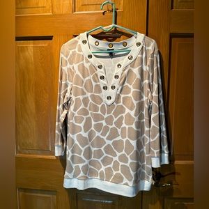 Rafaella Giraffe pattern tunic size XL 🍎